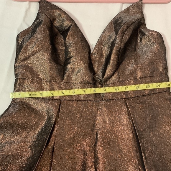 Fashion Nova Metallic Bronze Dress: Size Medium, Strapless and Super Cute 🥰 - Picture 10 of 13